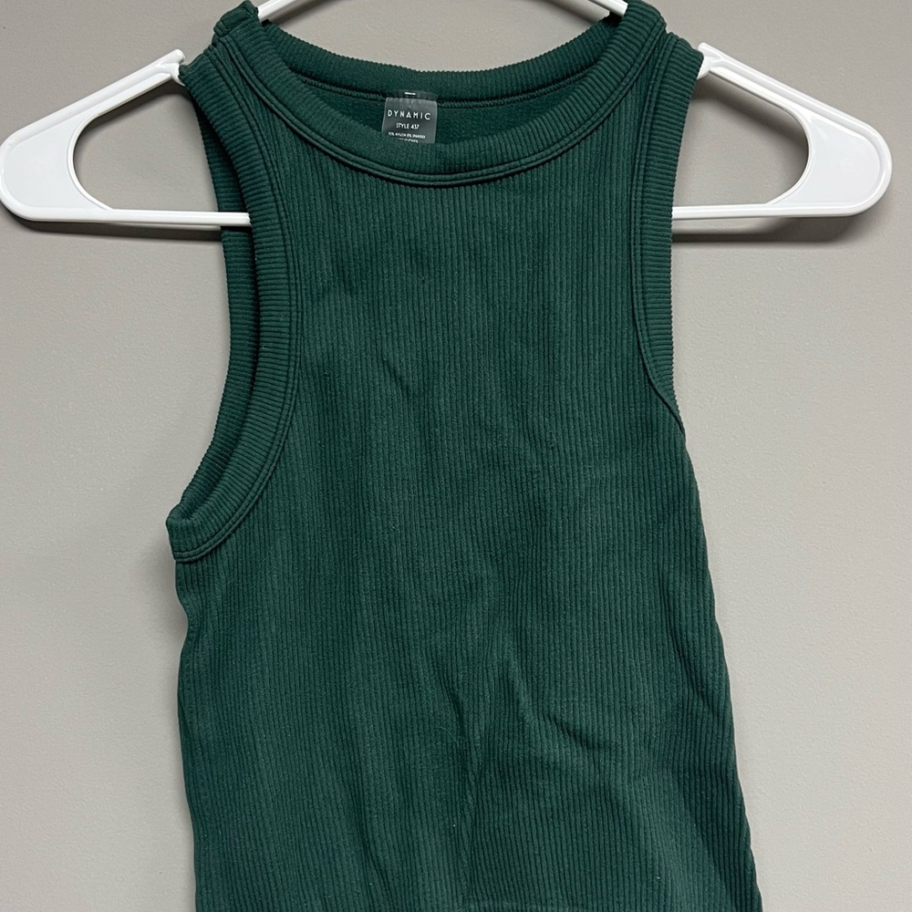 Emerald Ribbed Tank Top - Picture 2 of 3